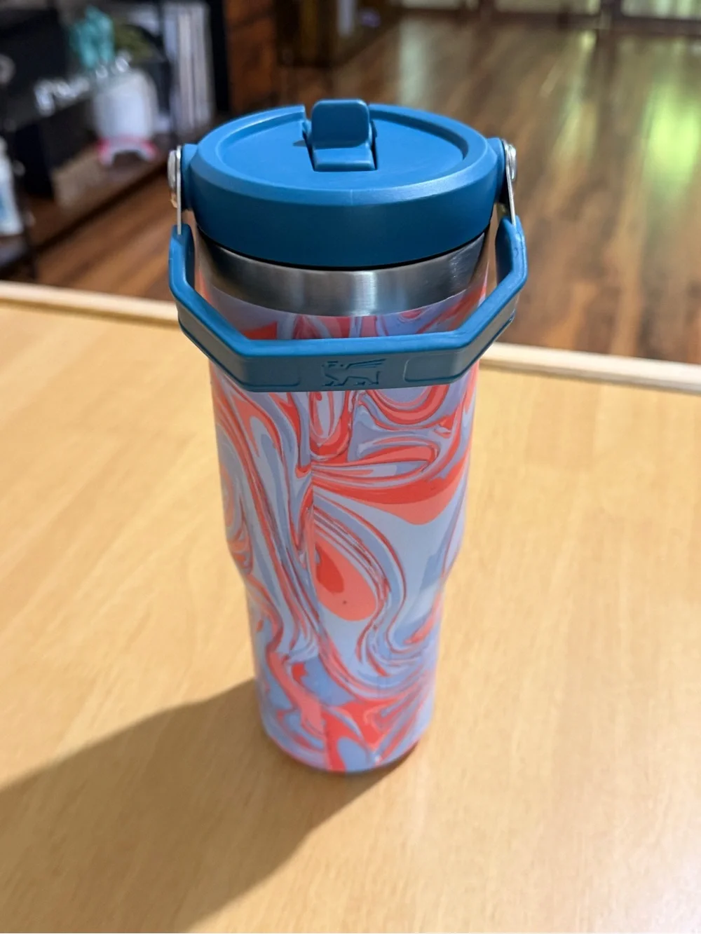 Stanley Swirl Travel Tumbler - Coral & Blue - Picture 2 of 8